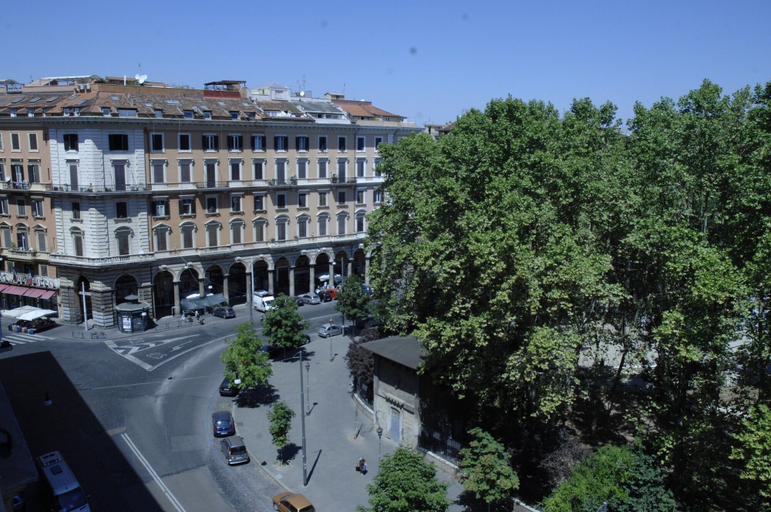 Exterior & Views, Drago D'oro Guesthouse, Rome