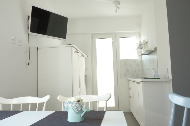 Others 5, Apartment Dubravka, Malinska-Dubašnica