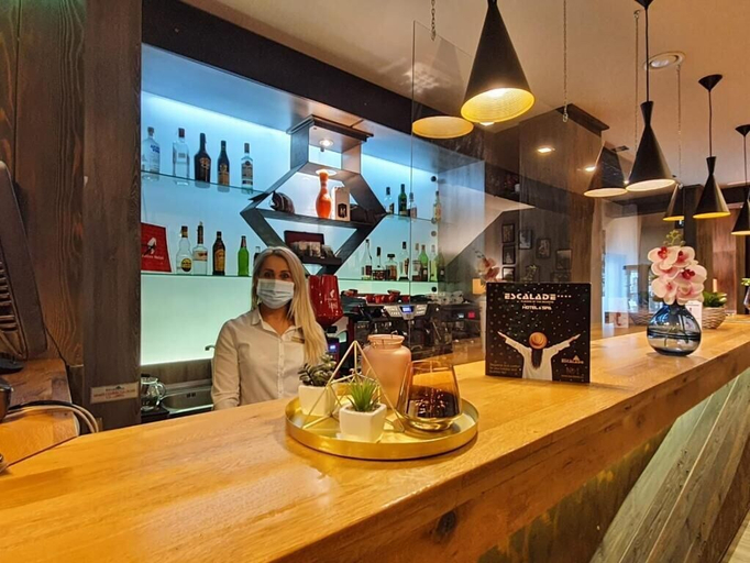 Food & Drinks 4, Hotel Escalade, Brasov
