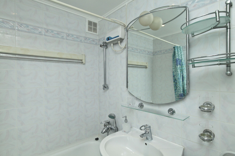 Bathroom 4, Kvart Boutique Tretyakov Gallery, Central