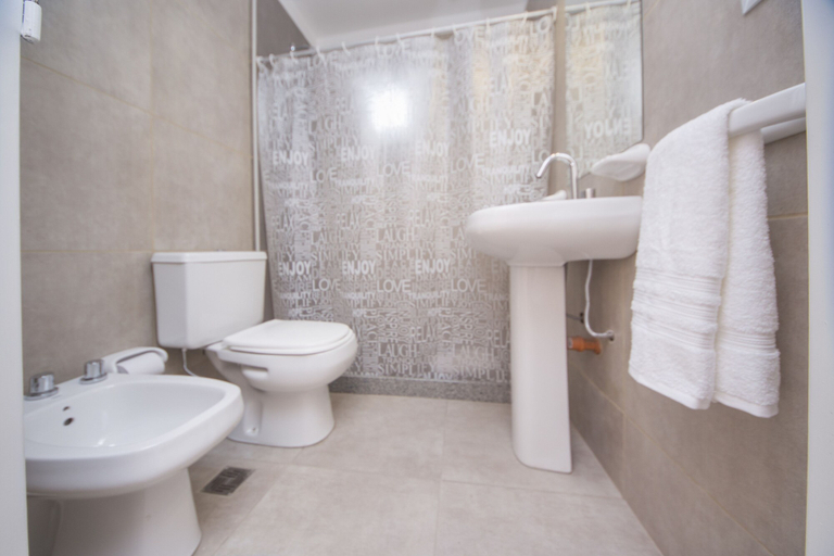 Bathroom, WX4 Venezuela Apartment, Capital