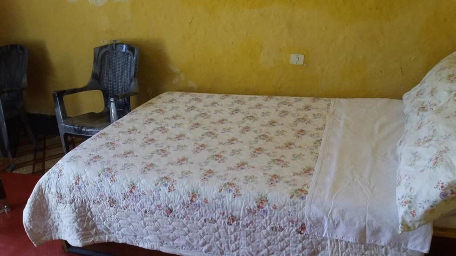 Bedroom 3, home away from home gust house, Semen Wello