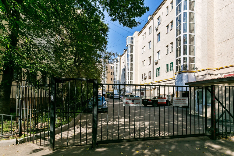 Exterior & Views 2, GM Apartment Bolshaya Tatarskaya 30, Central