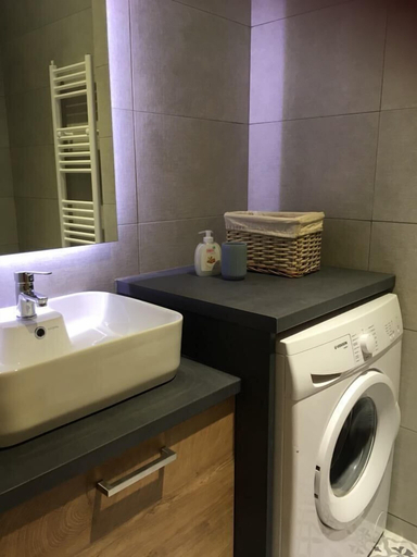 Bathroom 3, Sofie's Choice Mytilini, North Aegean