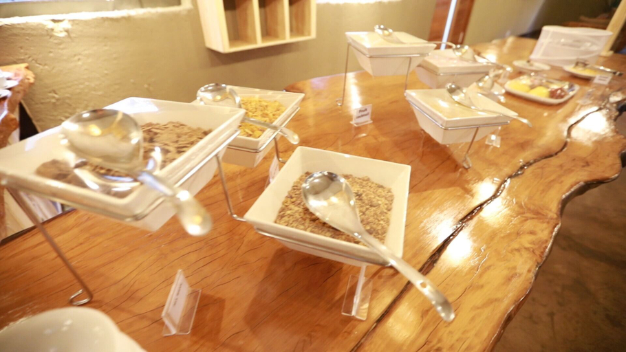 Food & Drinks 5, Kruger Adventure Lodge, Ehlanzeni