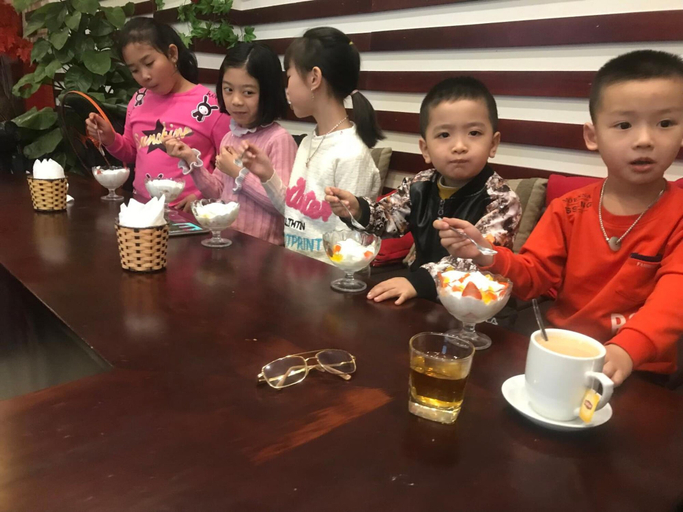 Food & Drinks 5, Ninh Phong Hotel, Yên Phong