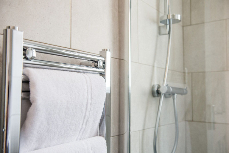Bathroom 4, Howarth House, Lancashire