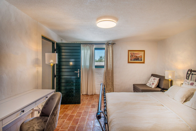 Bedroom 3, Villa Manda Korina, Klis