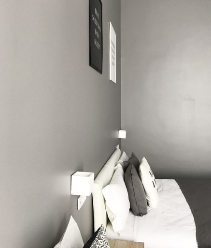 Bedroom 5, Serendipity, Napoli