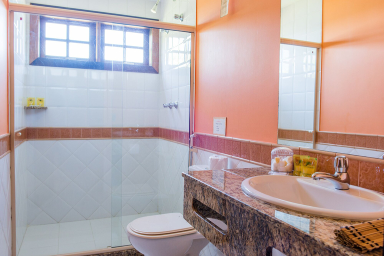 Bathroom 5, Pousada Cave Do Sol, São Pedro da Aldeia