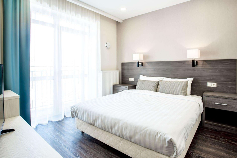Bedroom 3, Ramada Hotel & Suites by Wyndham Novosibirsk Zhukovka, Novosibirskiy rayon