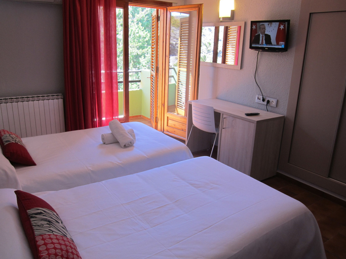 Bedroom 3, Hotel Mesón de L'Ainsa, Huesca