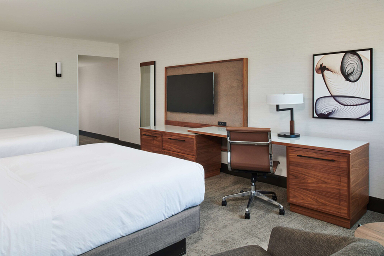 Bedroom 3, DoubleTree by Hilton Fullerton, Orange
