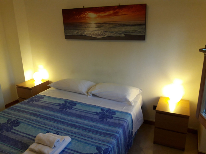 Bedroom 4, Nuova Fiera Aparthouse, Roma