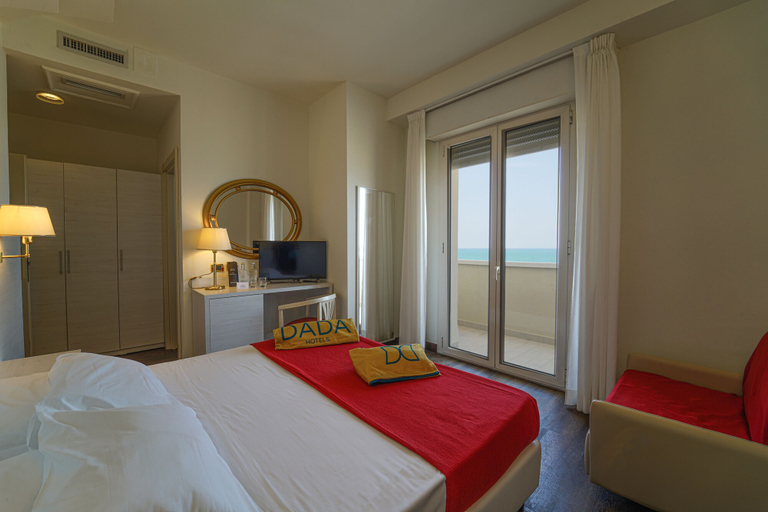 Bedroom 3, Hotel Imperial Beach, Rimini