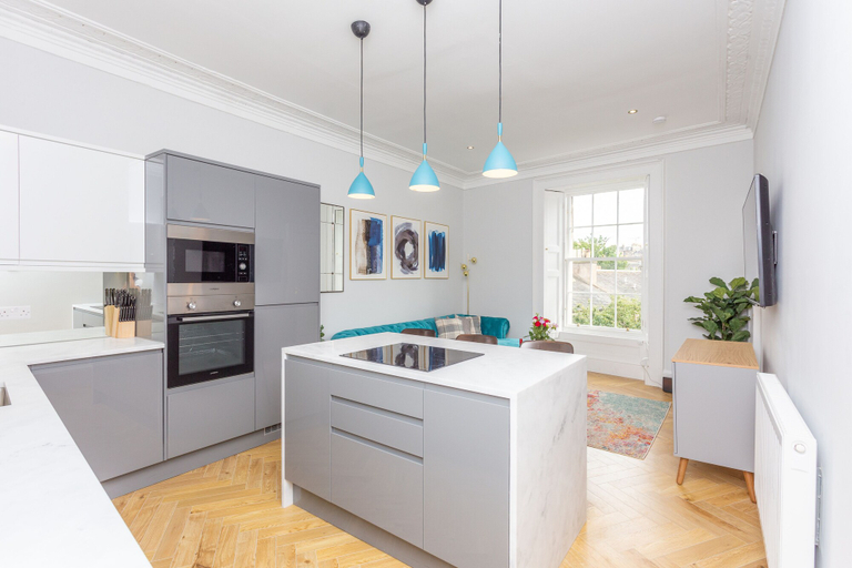 Others 5, Silver Lining - Luxury New Town Apartment, Edinburgh