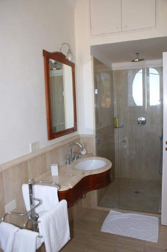 Bathroom 4, Palazzetto Florio, Salerno