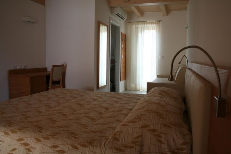 Bedroom 2, Agritur Ponte Alto, Trento