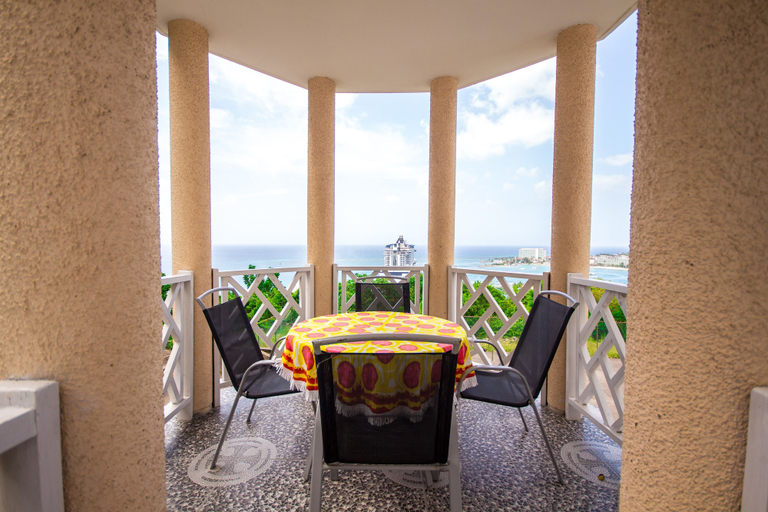 Others 4, Ocho Rios Studio Ocean View