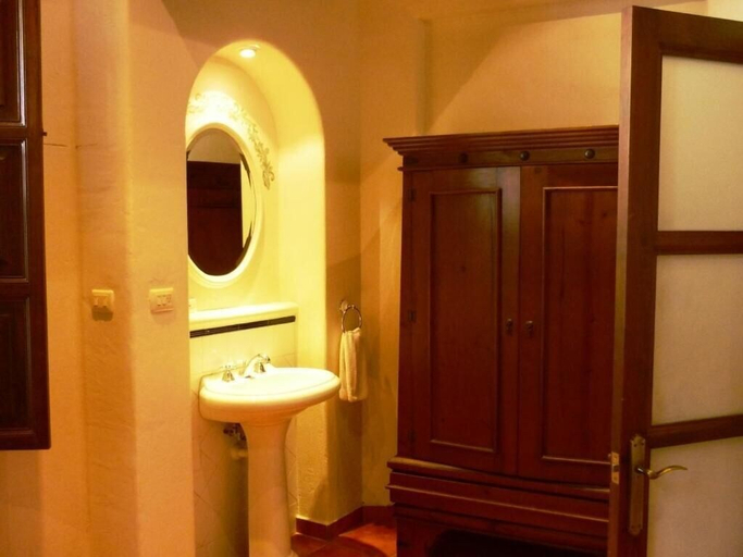 Bathroom 5, Meson Del Alferez Coatepec, Xico