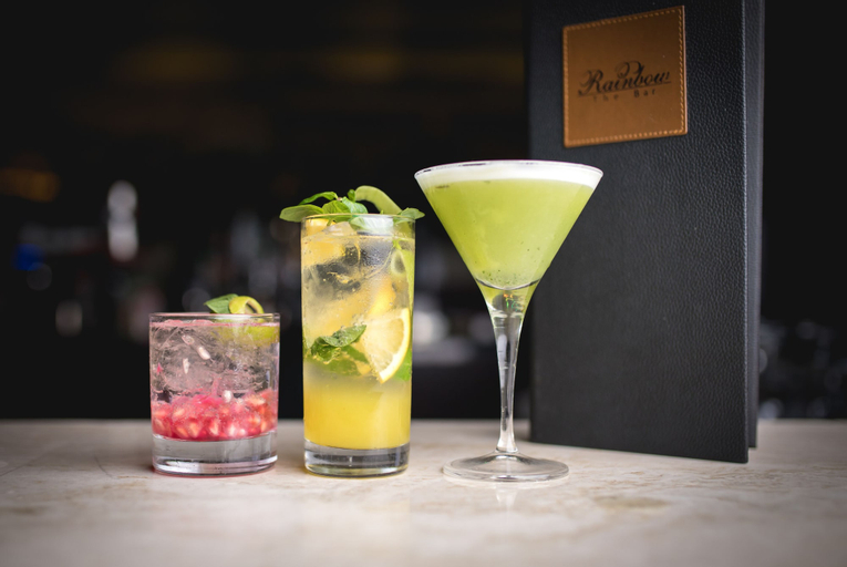 Food & Drinks 9