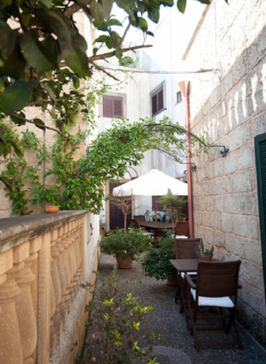 Others 4, Dimora Tipica Specchia, Lecce