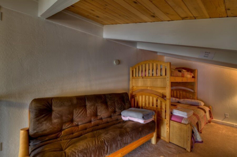 Others 5, 3851 Saddle Road, El Dorado