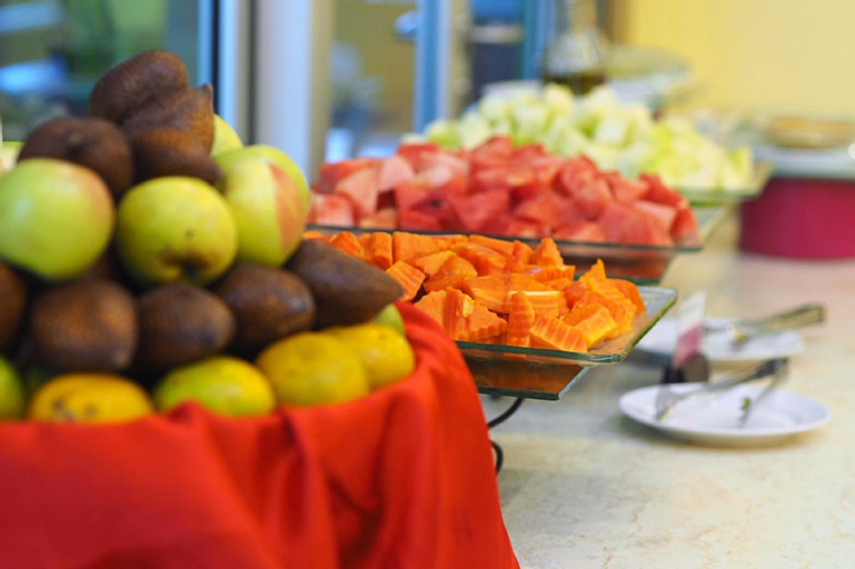 Food & Drinks 14