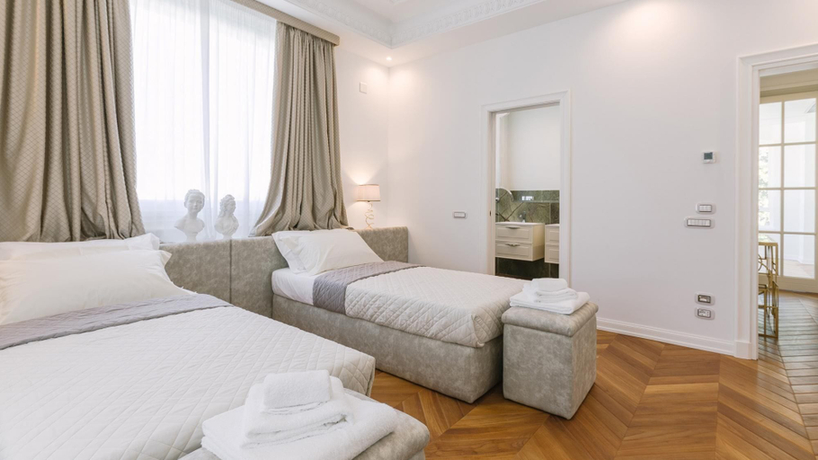Bedroom 5, Villa La Perla Bianca 10, Florence