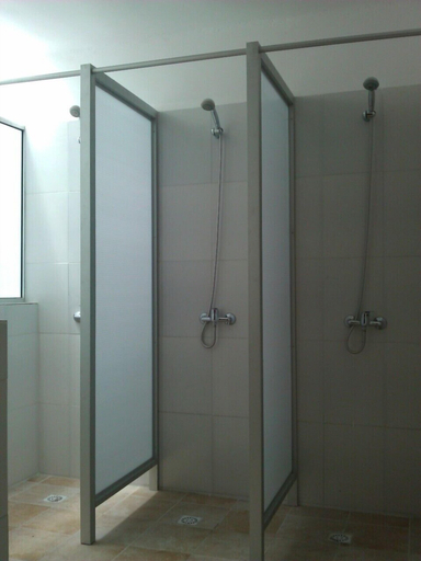 Bathroom 4, Montevideo Chic Boutique Hostel, Montevideo