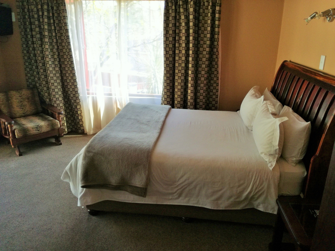 Bedroom 2, Africlassic River Lodge- Rivonia, City of Johannesburg