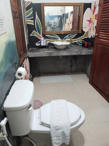 Bathroom 4, Pai River Villa, Pai