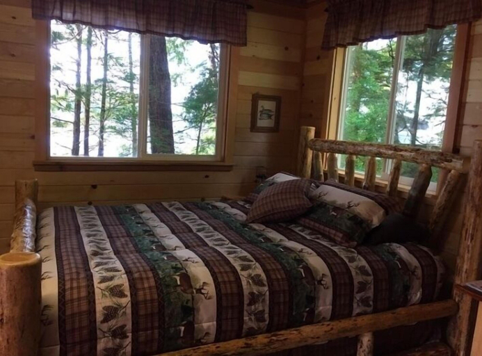 Bedroom 2, Eagles Wings Wilderness Lodge, Prince of Wales-Outer Ketchi