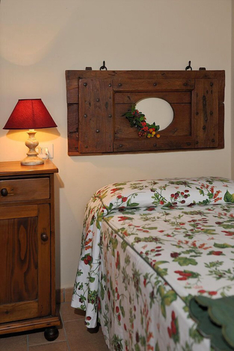 Bedroom 3, Agriturismo Il Corniolo, Perugia