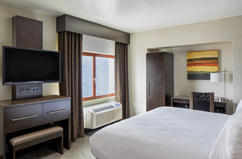 Bedroom 2, Holiday Inn Manhattan-Financial District, New York