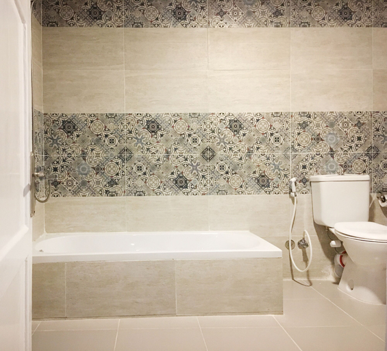 Bathroom 4, Sufi House, 'Abdin