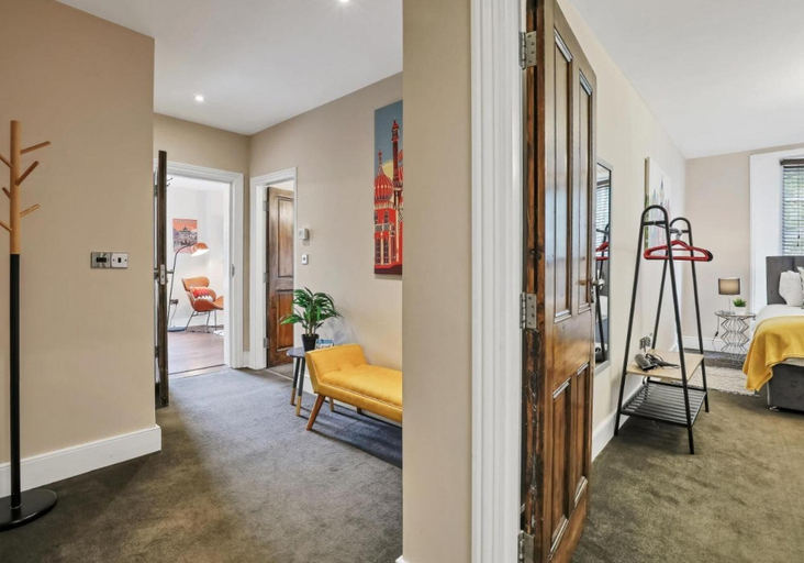 Bedroom 3, Central Lanes Pad - Moments From the Seafront and Royal Pavillion, Brighton and Hove