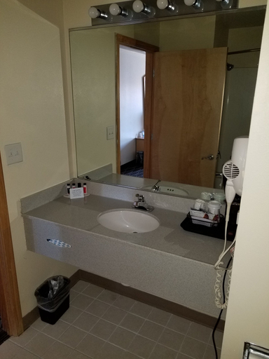Bathroom 4, Baymont by Wyndham Noblesville, Hamilton