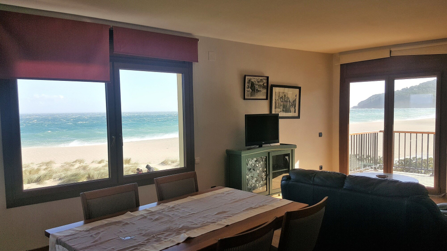 Others 5, Apartaments Les Dunes, Girona