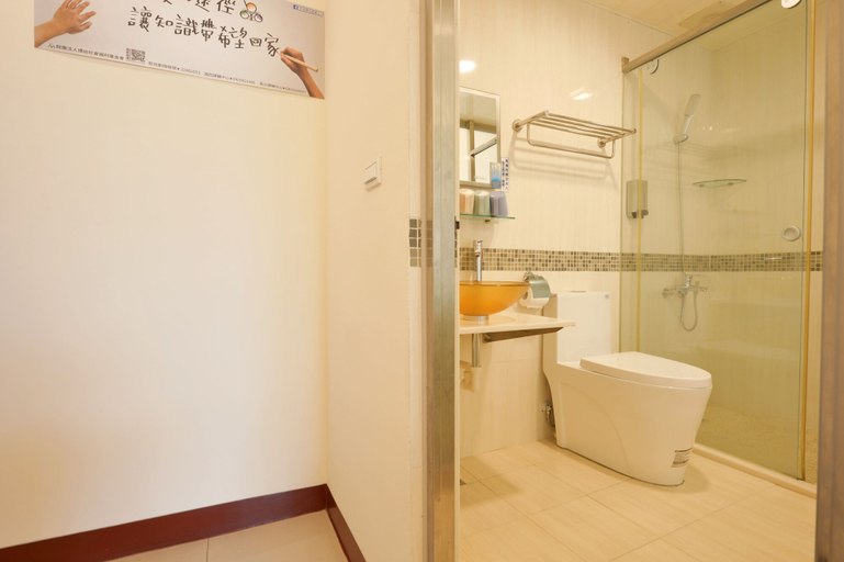 Bathroom 4, PHSea Inn, Penghu