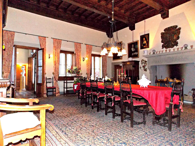 Food & Drinks 5, Villa Salaiole, Florence