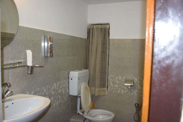 Bathroom 3, Hotel Siraaj Inn, Bagmati