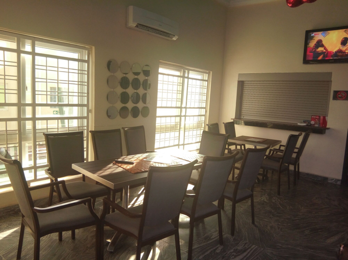 Food & Drinks 4, Best Budget Hotel, AbujaMun