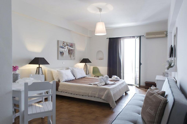 Bedroom 5, Villa Fiamegou, South Aegean