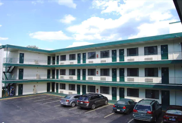 Exterior & Views 5, Lincoln Way Inn, Franklin