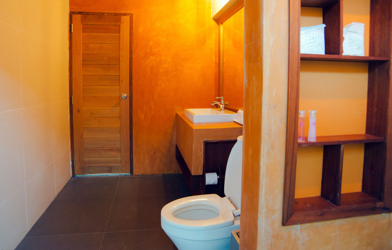 Bathroom 4, Flora I Talay, Koh Chang