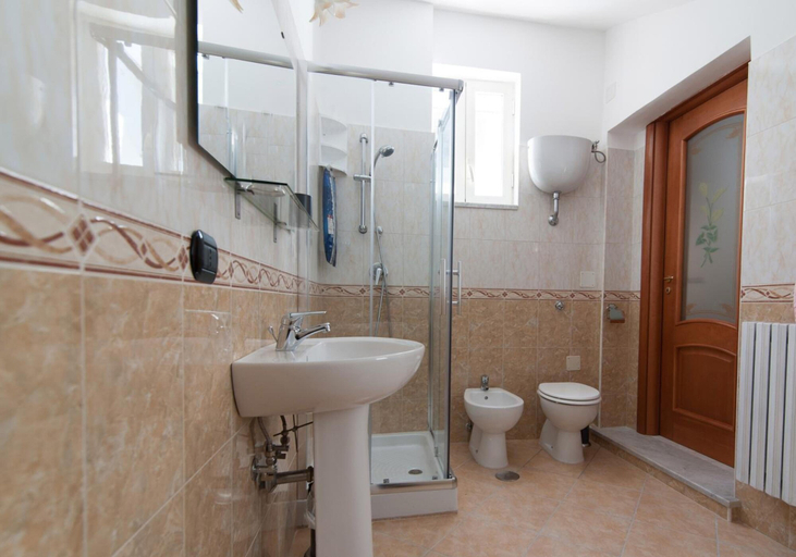 Bathroom 5, La Stella del Sud, Salerno