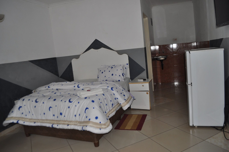 Bedroom 2, Willu Executive Lodge, Livingstone