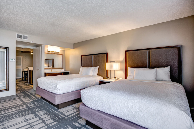 Bedroom 3, Embassy Suites by Hilton Orlando International Dr Conv Ctr, Orange