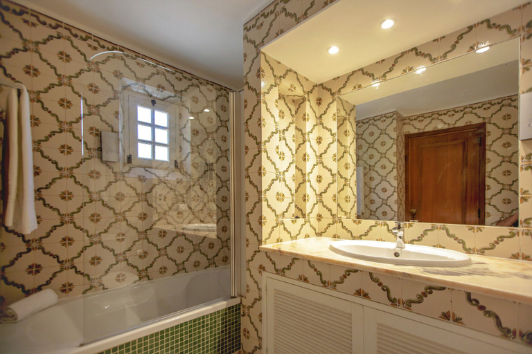 Bathroom 4, Clube Albufeira Garden Village, Albufeira